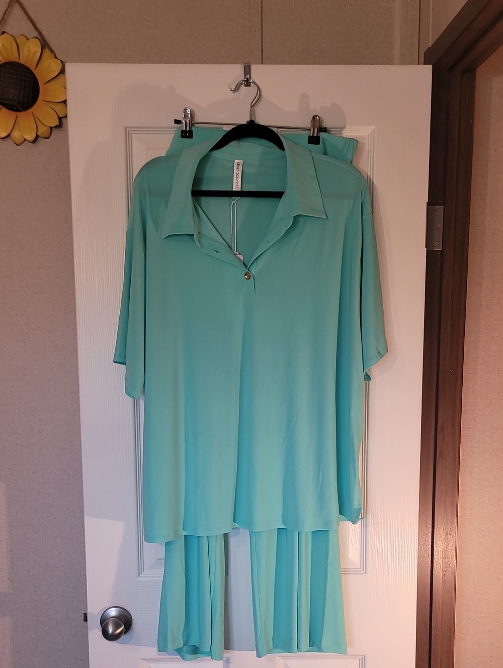 Dear Scarletr mint green two-piece resort wear